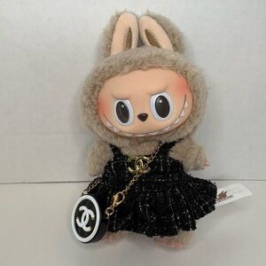 THE MONSTERS - Exciting Macaron (TOFFEE) Outfit Included!